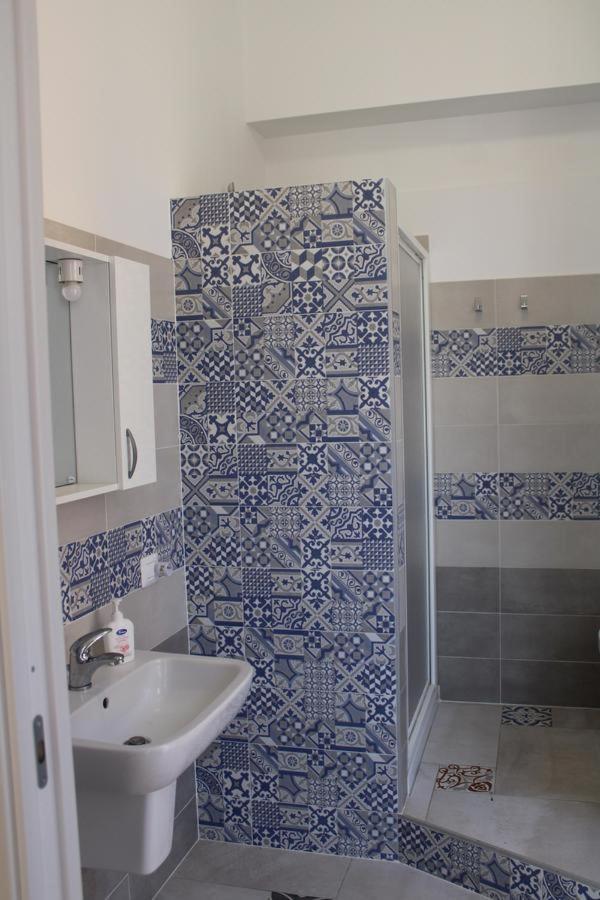 דירות בלסטראטה La Stanza Vicino Al Mare , Una Camera Da Letto E Bagno Con Balcone Vista Mare מראה חיצוני תמונה