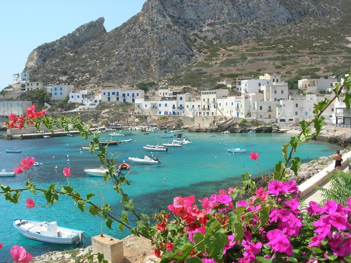 דירות בלסטראטה La Stanza Vicino Al Mare , Una Camera Da Letto E Bagno Con Balcone Vista Mare מראה חיצוני תמונה