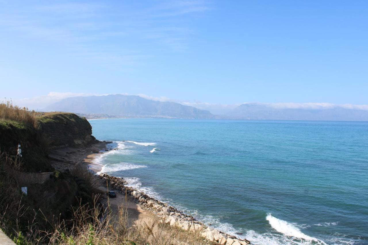 דירות בלסטראטה La Stanza Vicino Al Mare , Una Camera Da Letto E Bagno Con Balcone Vista Mare מראה חיצוני תמונה