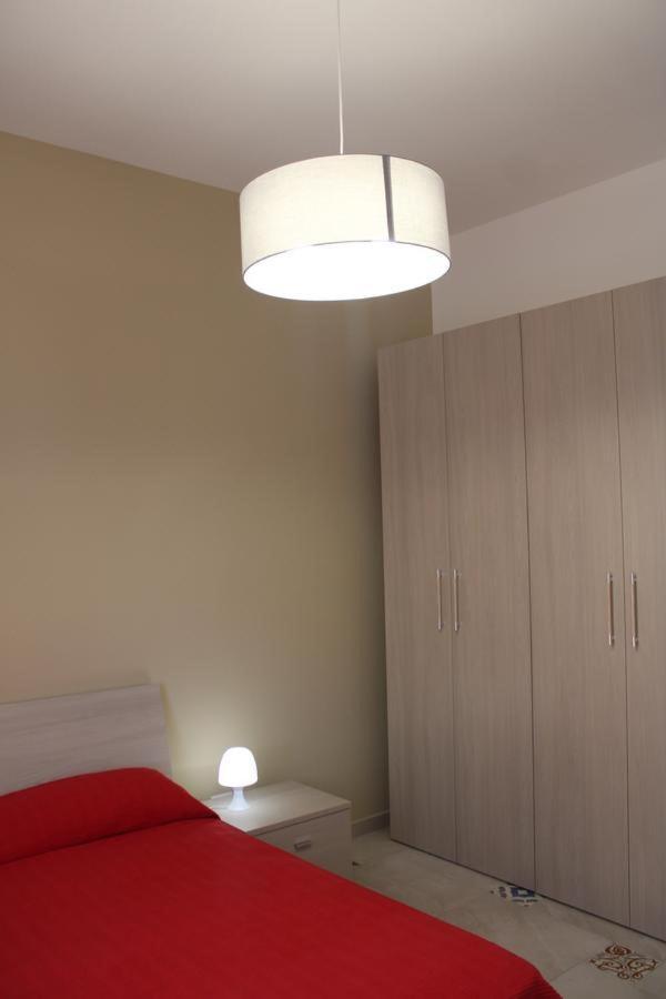 דירות בלסטראטה La Stanza Vicino Al Mare , Una Camera Da Letto E Bagno Con Balcone Vista Mare מראה חיצוני תמונה