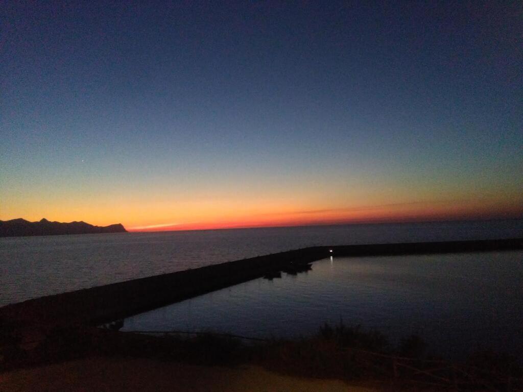 דירות בלסטראטה La Stanza Vicino Al Mare , Una Camera Da Letto E Bagno Con Balcone Vista Mare מראה חיצוני תמונה