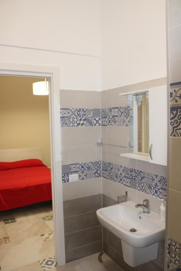 דירות בלסטראטה La Stanza Vicino Al Mare , Una Camera Da Letto E Bagno Con Balcone Vista Mare מראה חיצוני תמונה